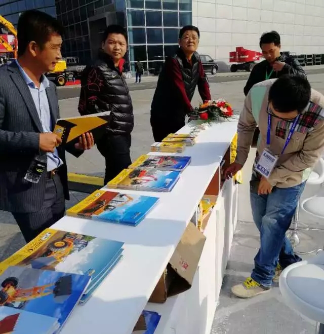 晉工亮相2017中國國際農業機械展覽會