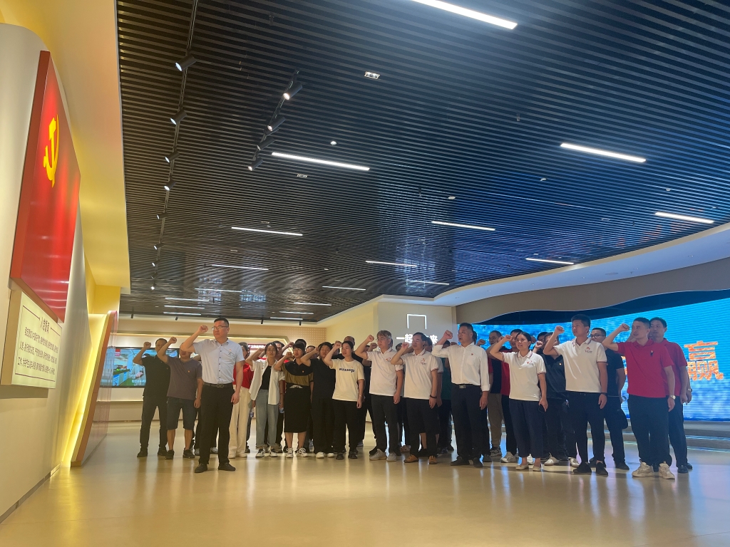 晉工機械黨總支開展慶祝中國共產黨建黨 103 周年係列活動